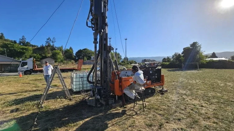 Calicatas exploratorias en La Pintana: diagnóstico directo del subsuelo
